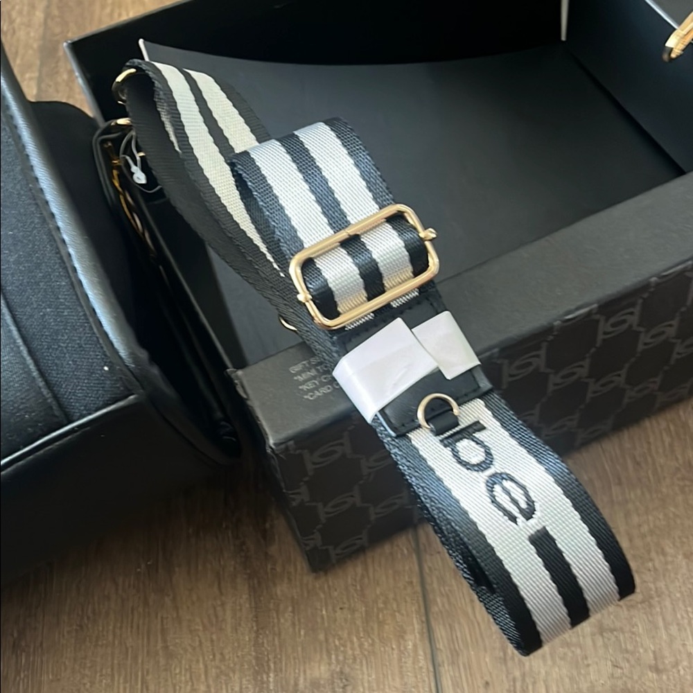 Bebe Black Accessory Set - Picture 5 of 5